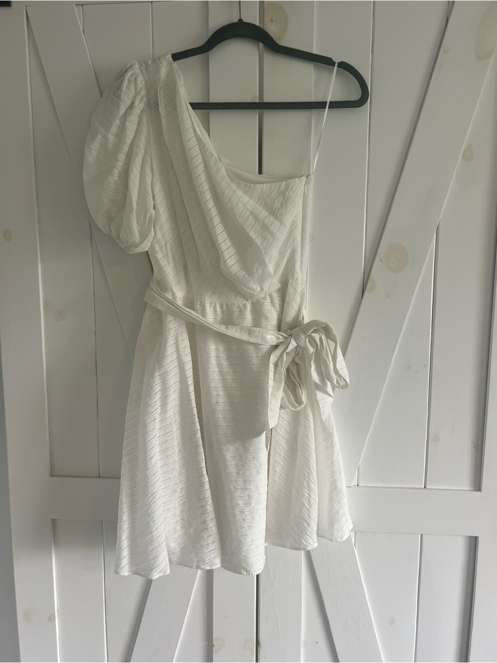 Nine West White One-Shoulder Tie Waist Dress – Size Small